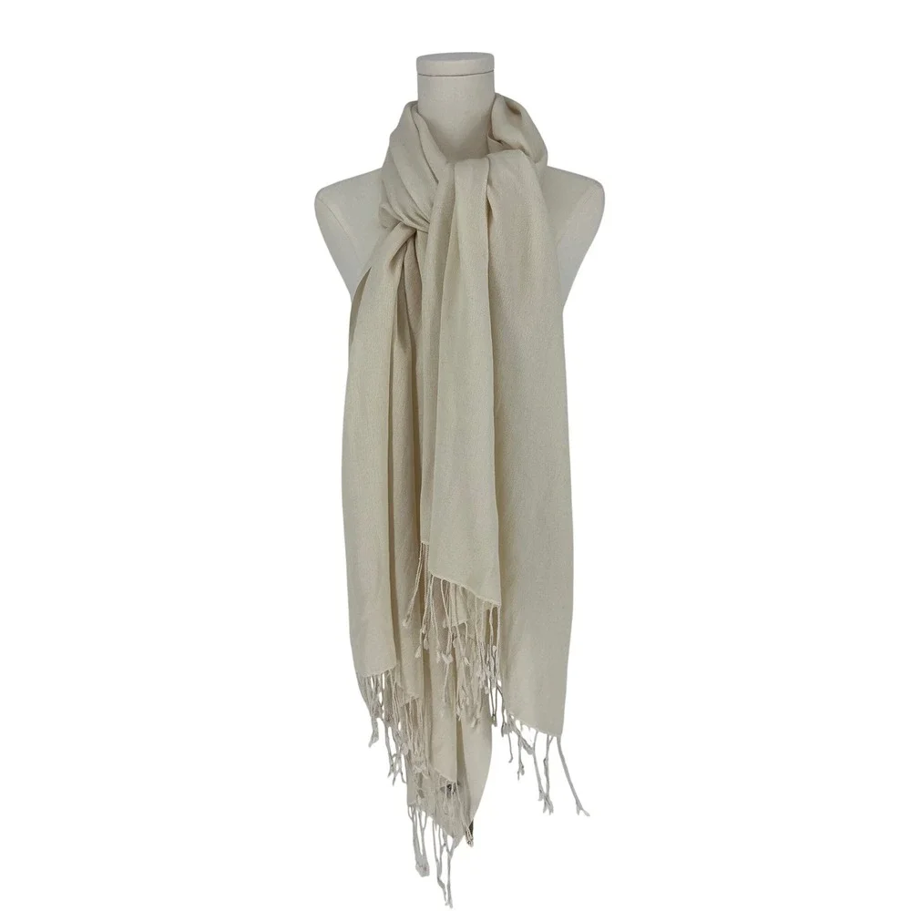 Bloomingdale's Cashmere Silk Ivory Travel Wrap Shawl Fringe